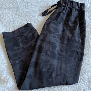 Lululemon On The Fly Crop